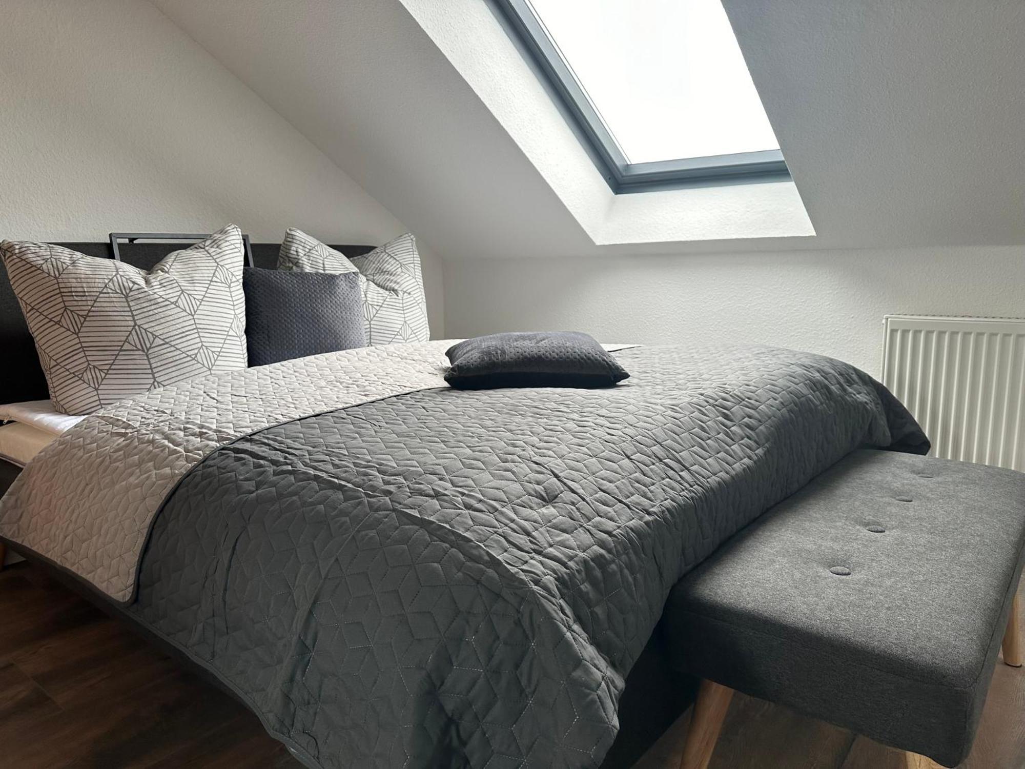 Ferienwohnung Zeitz - Weisse Elster Apartment Exteriör bild
